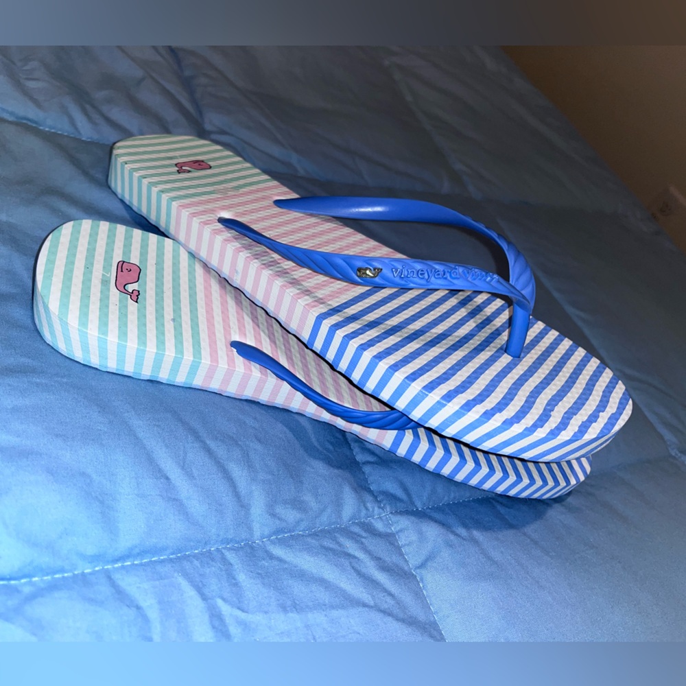 Vineyard Vines Blue and Pink Striped Sandals